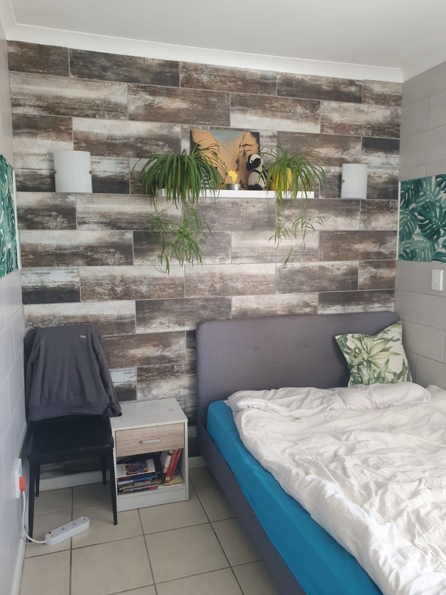 2 Bedroom Property for Sale in Maitland Western Cape